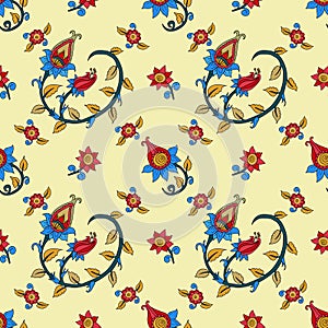 Seamless pattern with elements of Indian painting in the kalamkari style and paisleys.