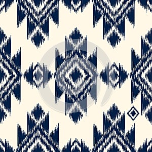 Seamless pattern ethnic abstract background round ikat patterngeometric curve.