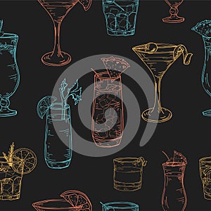 Seamless pattern with hand drawn elements. Cocktails on white background. Vector illlustration