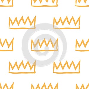 Seamless pattern of hand drawn grunge crown tags on white background