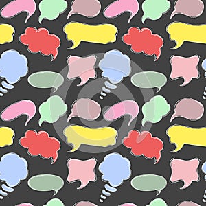 Seamless pattern with hand drawn sketch speech bubbles.