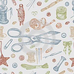 Seamless pattern with hand-drawn vintage sewing tools. Scissors, buttons, threads, needles, pins, spools, tailor meter