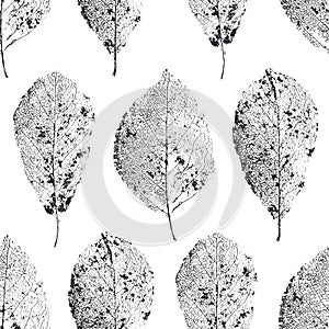 Seamless pattern with leaves. Dry leaves with veins.