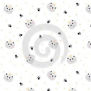 Seamless pattern with muzzles of cats with crown on the head