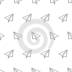 Seamless pattern with paper airplanes in doodle, hand drawing style on a white background Vector illustration