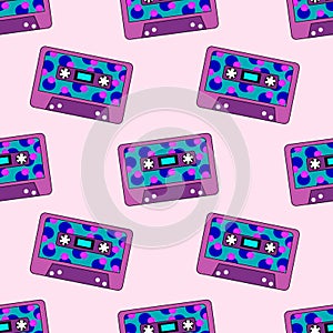 Seamless Pattern. Retro vintage audio music cassette with magnetic tape. Abstract wallpaper design in 90s, 80s, 70s style