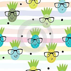 Seamless pineapple pattern vector illustration