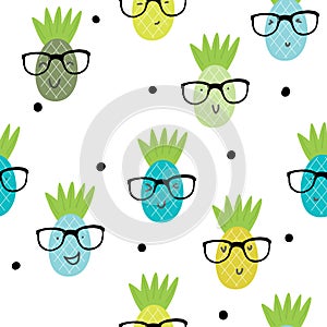 Seamless pineapple pattern vector illustration