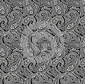 Seamless rich paisley wallpaper