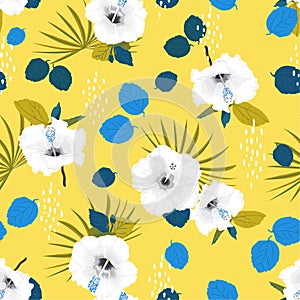 Seamless vector white hibiscus exotic floral pattern, spring summer background with tropical flowers, palm leaves, Hawaiian style
