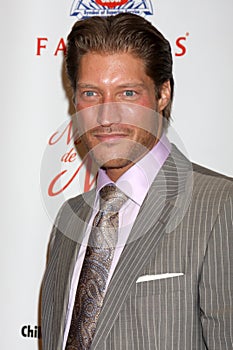 Sean Kanan