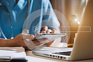 Searching Browsing Internet Data Information Networking Concept