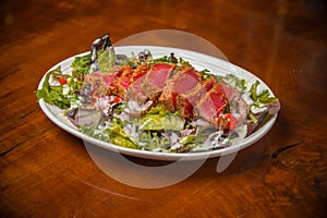 Seared Tuna Salad