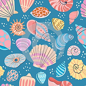 Seashell seamless pattern. Summer ocean print with clam shells, oysters, scallops and shellfish. Marine mollusk seashells vector