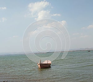 SEASHORE IMAGE WITH BOAT
