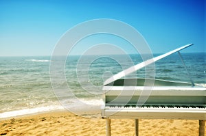 Seaside piano