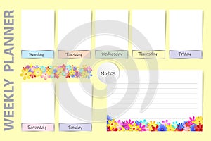 Seasonal weekly planner with summer flowers design