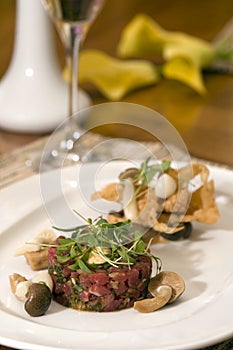 Seasoned beef tartare