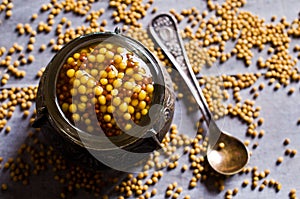 Seasoning from mustard seeds