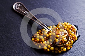 Seasoning from mustard seeds