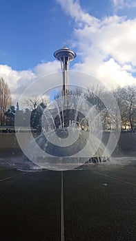 Seattle center fountain with space needle
