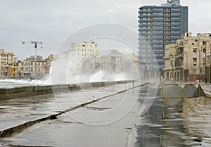 Seawall,havana