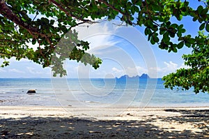 Secluded Loh Dung beach at Mook island