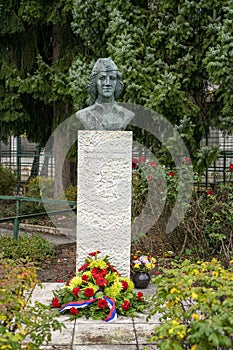 Second World War memorial of a young partisan
