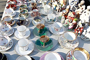 Secondhand coffee and tea cups