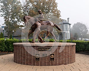 Secretariat sculpture