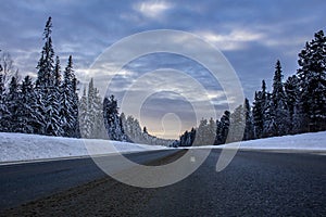 A section of the Khanty-Mansiysk - Nyagan highway in Russia