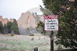 Secure valuables in your car vehicle sign