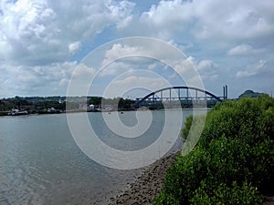 Sedayulawas Harbour and Bridge