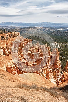 Sedimentary rock formations in bryce canyon park