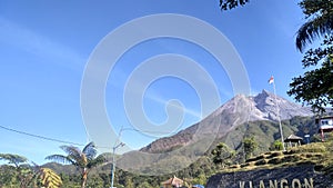 Seeing the dashing Mount Merapi from the klangon Hill