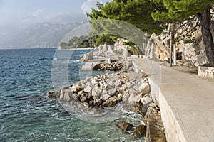 Seepromenade in Brela an der Makarska Riviera,Dalmatien,Adria,Kroatien