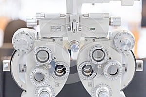 Selective focus of phoropter eyesight measurement testing machine in the optical shop