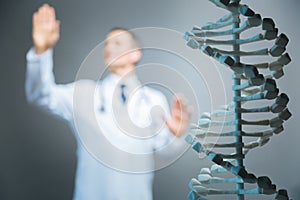 Selective focus on three dimensional model of dna