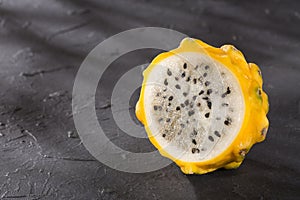 Selenicereus megalanthus - Fresh Yellow Pitaya