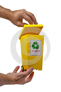 Separate collection in the appropriate containers