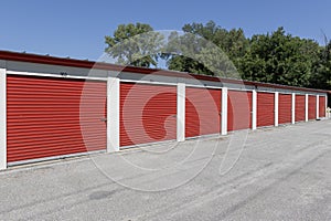 Self storage and mini storage garage units. Personal warehouse lockers provide safe and secure storage options