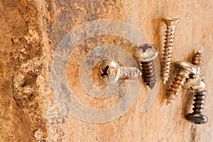 Self-tapping screws