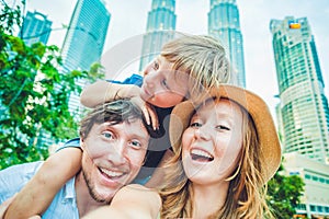 Rodina na z mrakodrapy. cestovný ruch cestovať, voľný čas a 