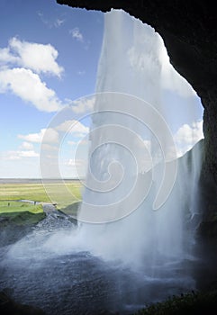 Seljalandsfoss waterfall photo