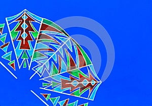 Semi-circle pattern with zig zags.