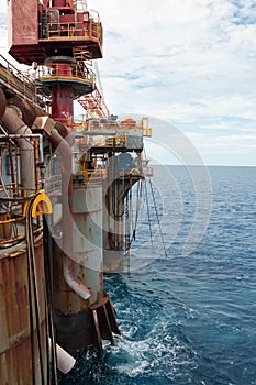 Semi-Submersible Drilling Unit