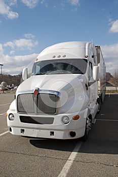 Semi Tractor Trailer Truck