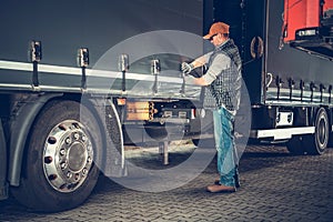 Semi Truck Safety Checkup