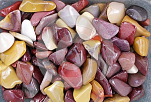 Semiprecious stones. Gem market.