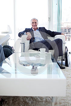 Senior businessman in a waiting relaxing